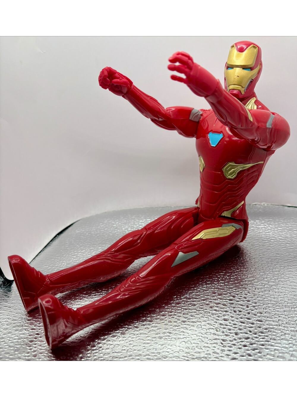 2017 Hasbro Marvel Iron Man Action Figure C-36322B